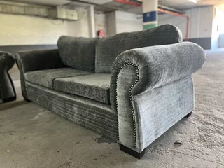 New 2-3 seater couches