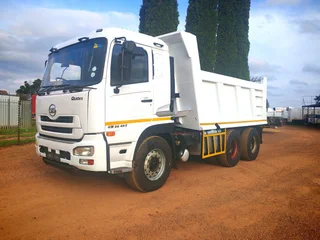 Used 2014 Ud Cw 26-450 10m3 Tipper Truck For Sale