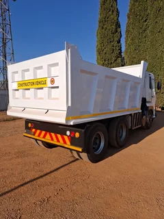 USED 2013 UD 490 10M3 TIPPER TRUCK FOR SALE