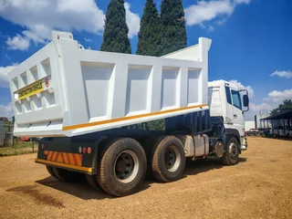 USED 2013 UD 490 10M3 TIPPER TRUCK FOR SALE