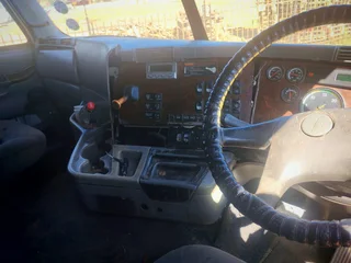 USED 2009 FREIGHTLINER CAT C15-515 FOR SALE