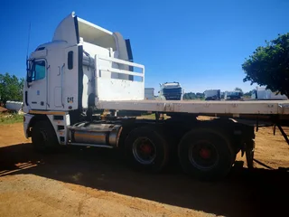 USED 2009 FREIGHTLINER CAT C15-515 FOR SALE