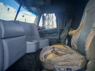 USED 2010 FREIGHTLINER CUMMINS ISX 500 FOR SALE