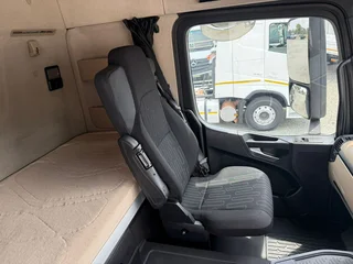 USED 2022 MERCEDES-BENZ ACTROS 2845 FOR SALE (2)