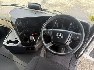 USED 2022 MERCEDES-BENZ ACTROS 2845 FOR SALE (1)
