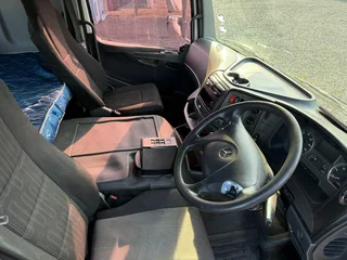 USED 2015 MERCEDES-BENZ 2628 AXOR WITH 8.5M DROPSIDE BODY FOR SALE