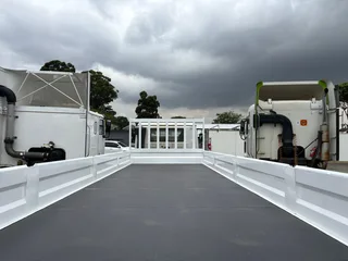 USED 2017 UD 90 TRUCK WITH 8.5M DROPSIDE BODY FOR SALE