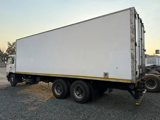 USED 2017 UD 90 TRUCK WITH FRIDGE BODY FOR SALE