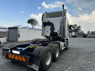 USED 2008 FREIGHTLINER ARGOSY ISX 500 FOR SALE