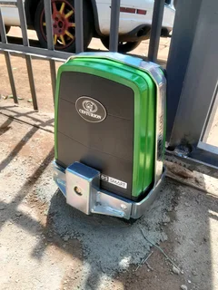 Centurion D5 smart gate motor including installation