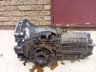 Audi A4 A6 1.8 2.0 b6 5 speed manual gearbox
