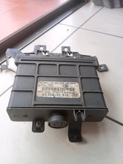 Audi A3 (8l 1)1.6  golf 4 1.6 (1j1/1j5) Skoda 1.6 (1u2/1u5)ECU gearbox control unit for sale
