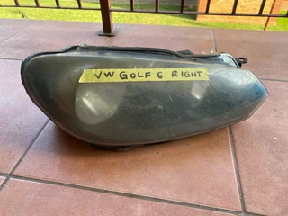 VW golf 6 right headlight