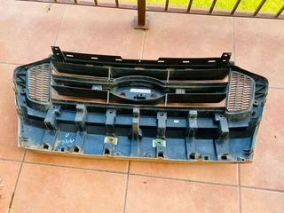 Ford ranger T7 front grill