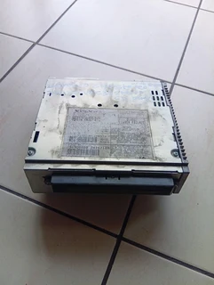 2008-2011 volvo s40 c30 stereo cd player with gps