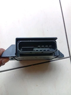 2010-2015 vw passat parking handbreakcontrol unit