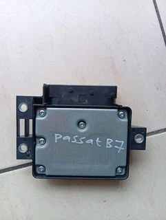 2010-2015 vw passat parking handbreakcontrol unit