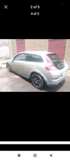 2011 volvo c30 stripping for spares