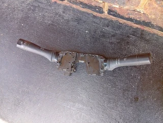 Datsun go headlight indicator control unit