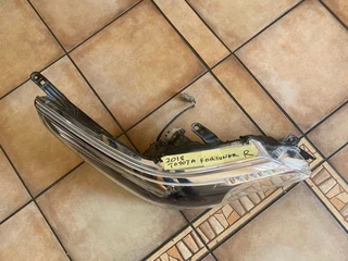 Toyota fortuner  headlight