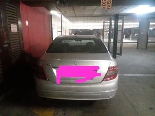 2009 Mercedes Benz c200 w204 stripping