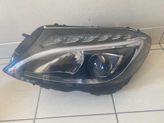 2018 Mercedes Benz w205 xenon left headlight