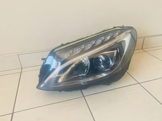 2018 Mercedes Benz w205 xenon left headlight