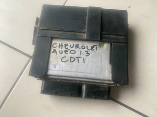 Chevrolet aveo 1.3 cdti computer box