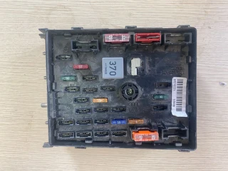 2011 vw Passat cc auto fuse box