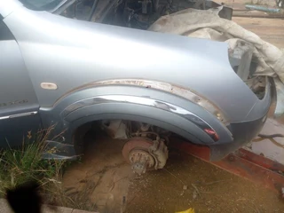 Ssangyong rexton 270xdi fender