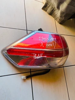 Nissan x trail left tail light for sale in good condition
