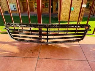 2008-2011 Mercedes Benz c class w204 front grill for sale in good condition