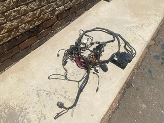 Mercedes Benz w204 engine harness