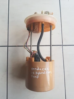 honda crz hybrid 1,5 fuel pump removed from a driving car