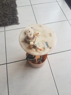 honda crz hybrid 1,5 fuel pump removed from a driving car