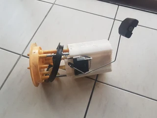 2005-2011 vw passat cc B7 fuel pump removed from a driving car