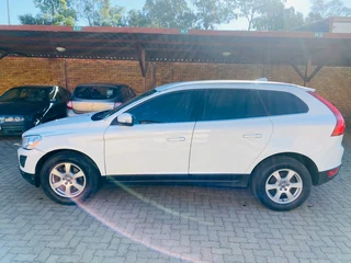 2012 Volvo xc60 automatic for sale