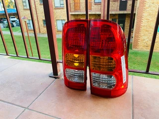 Toyota hilux D4D left and right tail light