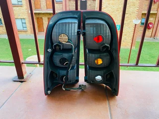 Toyota hilux D4D left and right tail light