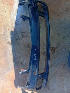 2009-2012 mercedes Benz c class front bumper and headlight  brackets for sale in good condition