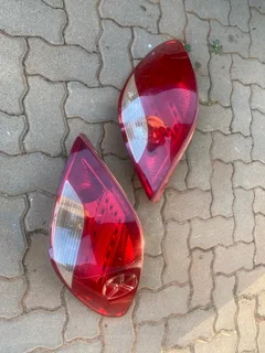 Peugeot 207 left and right tail light for sale in good condition