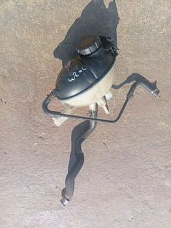 Mercedes Benz w204 water bottle for sale in good condition