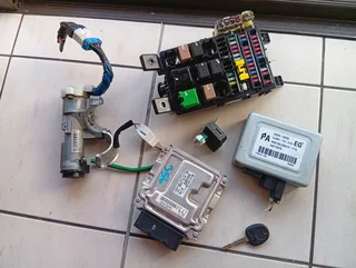 2008-2013 Hyundai i10 1.2 complete lockset for sale