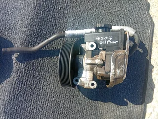 Mercedes Benz w204 oil pump