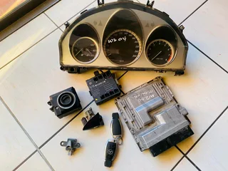 2010 mercedes Benz w204 manual lockset