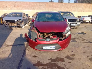2015 Ford fiesta stripping for spares