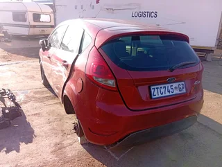2015 Ford fiesta stripping for spares