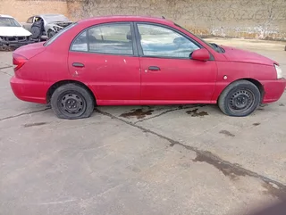 2005 Kia rio automatic stripping for spares