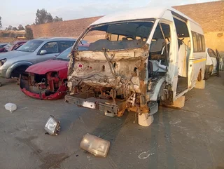 2012 Toyota quantum manual stripping for spares all parts are available