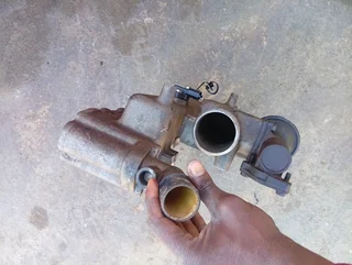 2006-2009 Ssangyong rexton 2.7 intake manifold